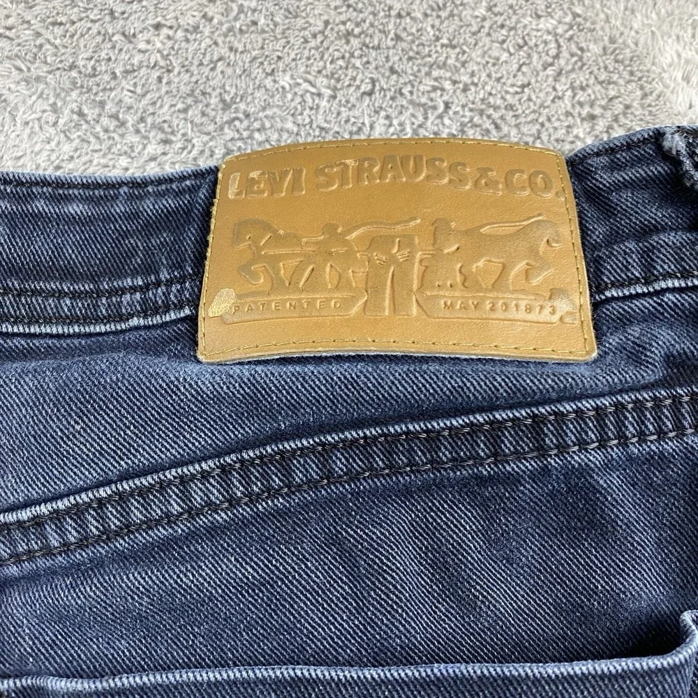 Levis Straight Leg Jeans Womens‎ W36x26 Navy Blu Dark Wash Mid Rise Cuffed